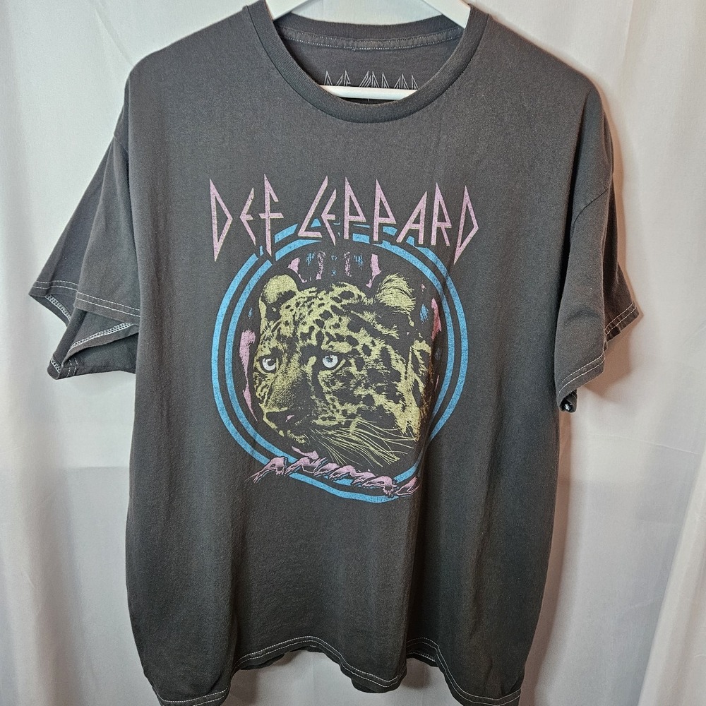 Def Leppard Animal Neon Jungle Cat Streetwear Concert Tee 80's Grunge Rock Sz L